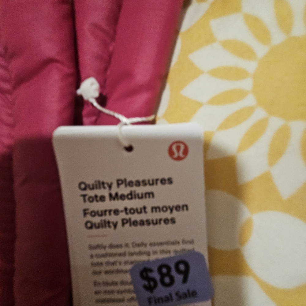 NWT- lululemon athletica Pink Quilted Tote Bag - Picture 3 of 8